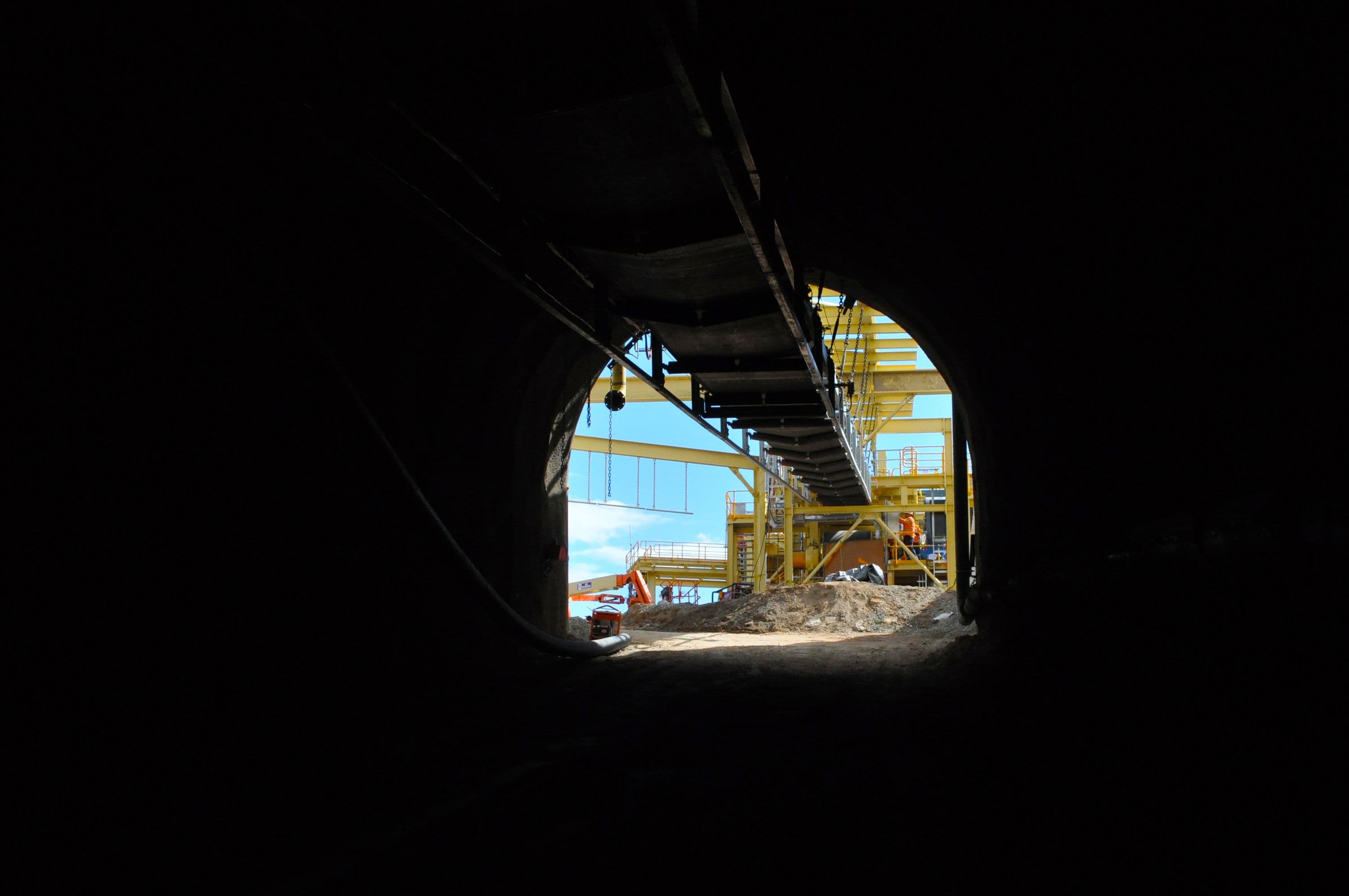 Underground work: 1