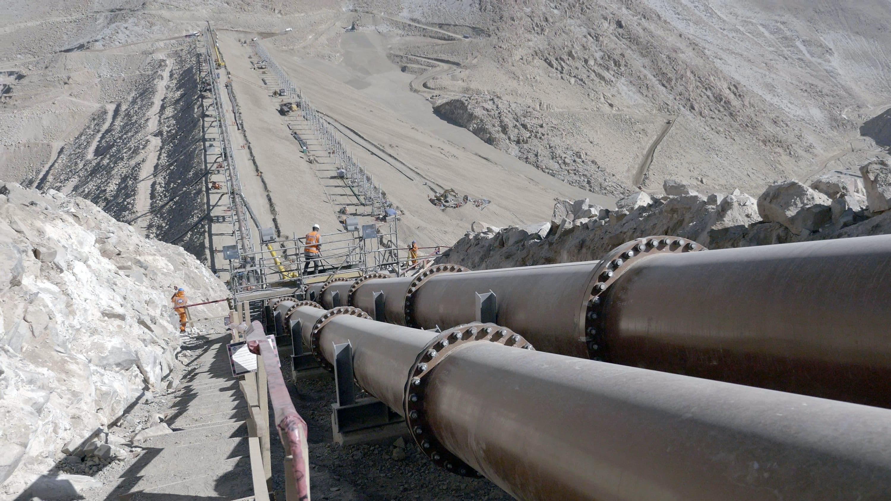 Overflow pipelines